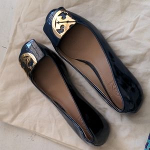 Tory Burch logo flats us 5